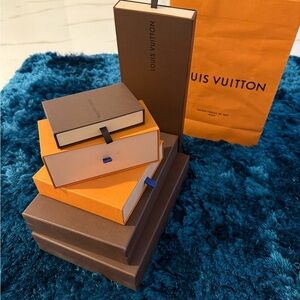 LV Chanel Tiffany Bags Boxes Dustbags & Envelopes